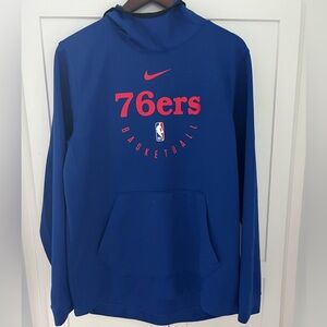 Philadelphia 76ers Nike Men’s L Spotlight Performance Hoodie Sixers Sweatshirt